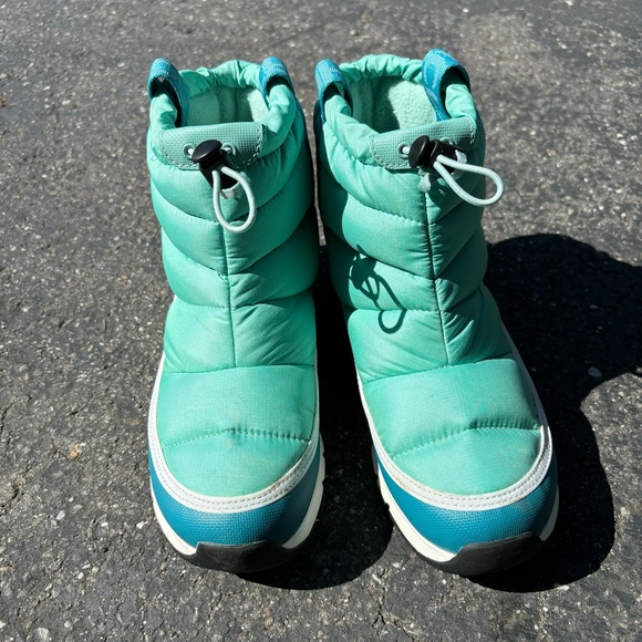 The North Face Thermoball Teal Boots - Picture 2 of 8